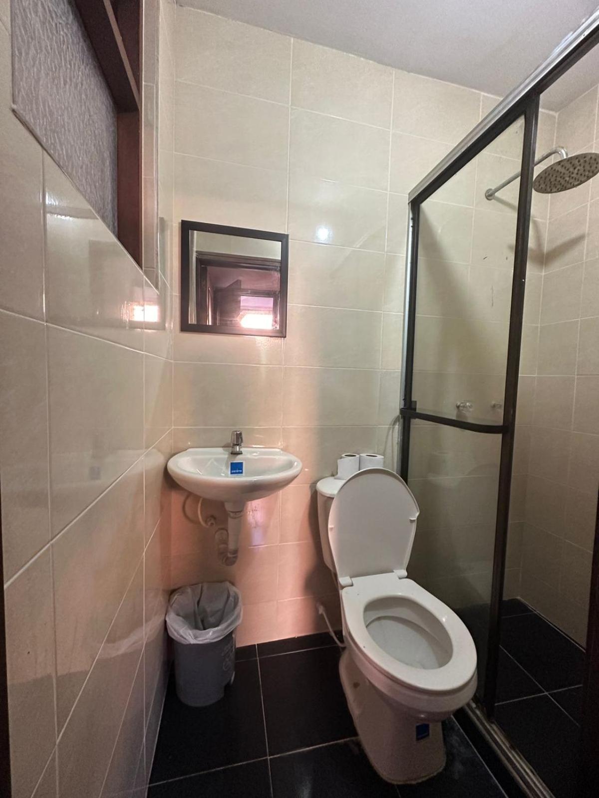 Acogedor Hostal Usaquen La Parada Del Tren Bogotá Exteriér fotografie